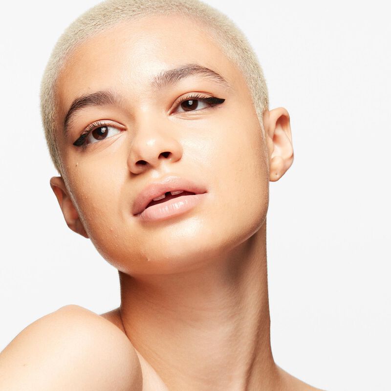 M.A.C Strobe Dewy Skin Tint image number 10